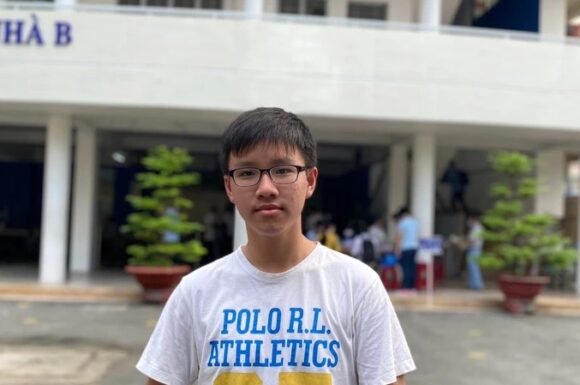 Chàng thủ khoa đạt 3 điểm 10 nhập học Trường Phổ thông Năng khiếu